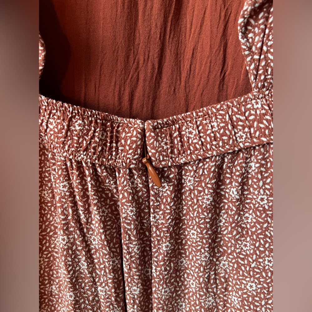 A&F open back romper!! π€ - Picture 6 of 7